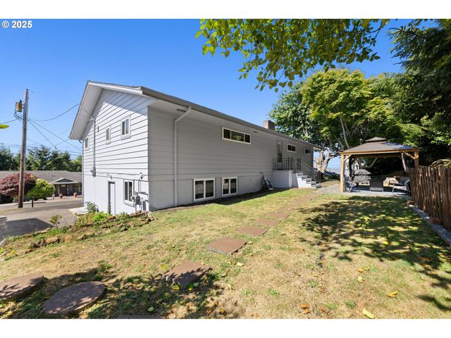 374 W LEXINGTON Ave, Astoria, OR 97103