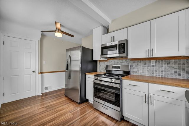 5234 Henry Street, Maple Heights, OH 44137