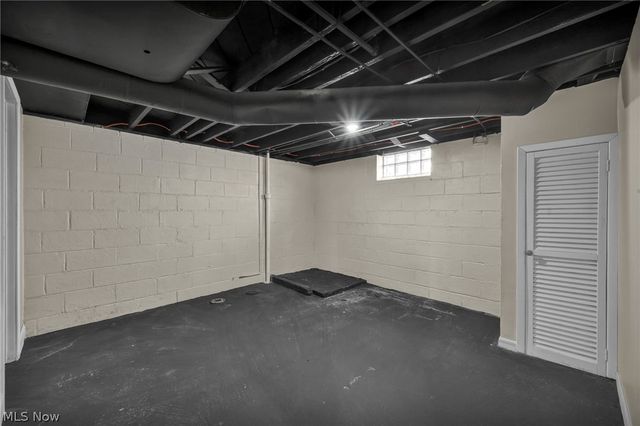 5234 Henry Street, Maple Heights, OH 44137