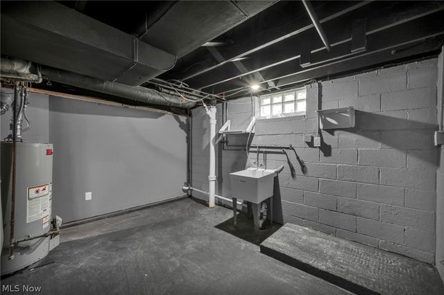 5234 Henry Street, Maple Heights, OH 44137