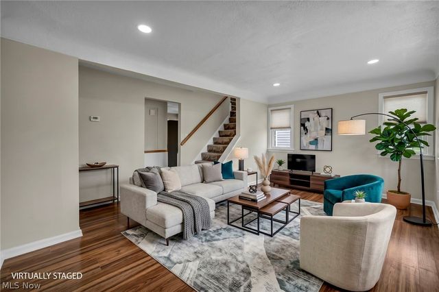 5234 Henry Street, Maple Heights, OH 44137