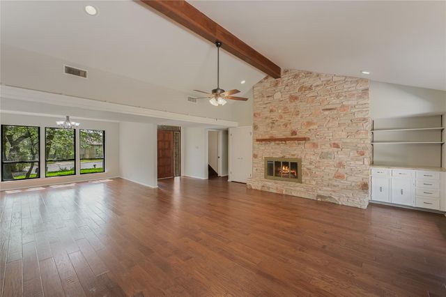 7704 Bramblewood CIR, Austin, TX 78731