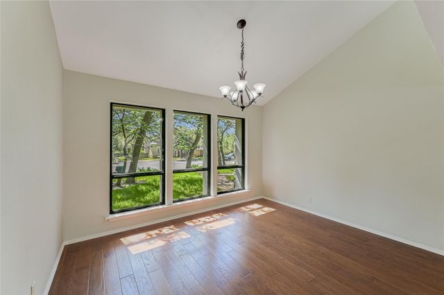 7704 Bramblewood CIR, Austin, TX 78731