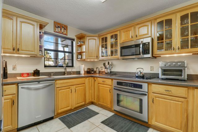 3061 SE Aster Lane 302, Stuart, FL 34994