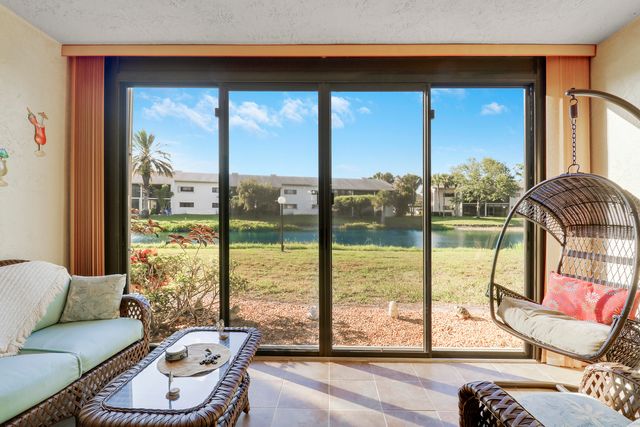 3061 SE Aster Lane 302, Stuart, FL 34994