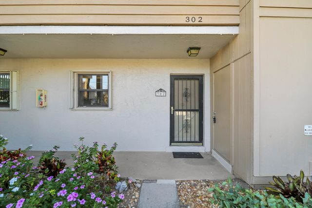 3061 SE Aster Lane 302, Stuart, FL 34994