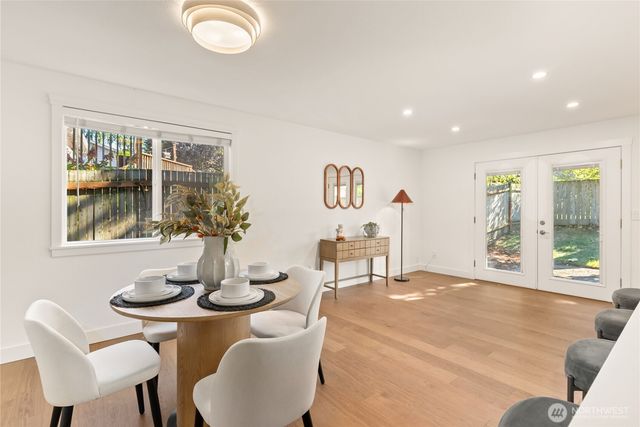 9109 NE 141st Pl, Kirkland, WA 98034