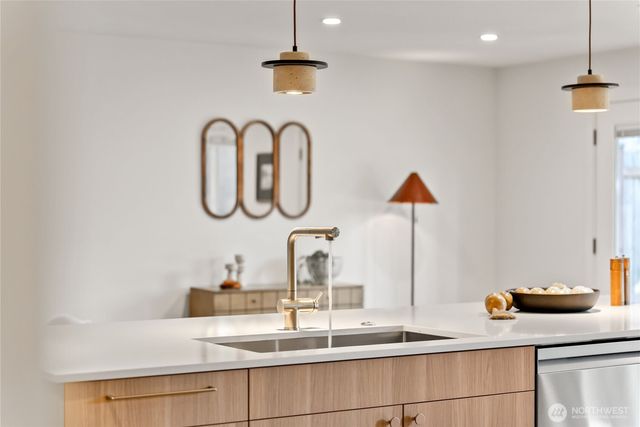 9109 NE 141st Pl, Kirkland, WA 98034