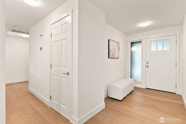 9109 NE 141st Pl, Kirkland, WA 98034