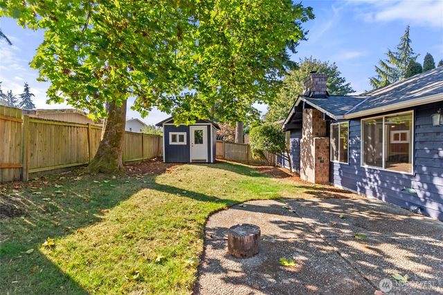 9109 NE 141st Pl, Kirkland, WA 98034