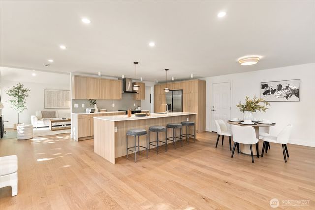 9109 NE 141st Pl, Kirkland, WA 98034