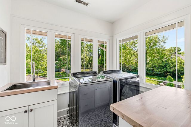 3327 N Pennsylvania Street, Indianapolis, IN 46205
