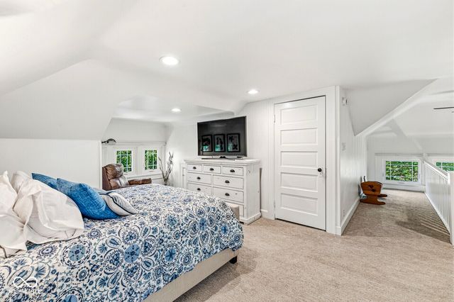 3327 N Pennsylvania Street, Indianapolis, IN 46205