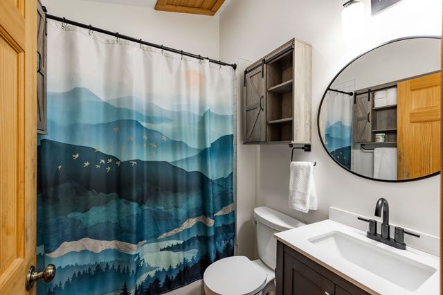 1386 Justice Rd, Ashland City, TN 37015