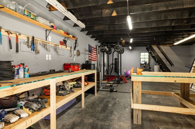 1386 Justice Rd, Ashland City, TN 37015