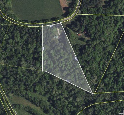 1386 Justice Rd, Ashland City, TN 37015