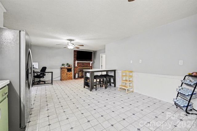 1008 Edgewood Road, Bessemer City, NC 28016