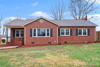 1008 Edgewood Road, Bessemer City, NC 28016