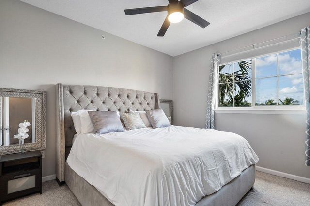 2016 Alta Meadows Lane 708, Delray Beach, FL 33444