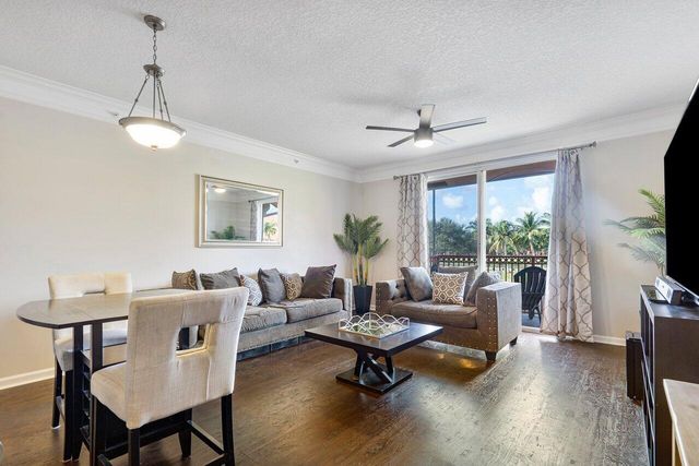 2016 Alta Meadows Lane 708, Delray Beach, FL 33444