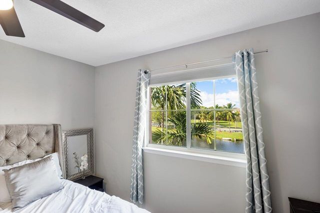 2016 Alta Meadows Lane 708, Delray Beach, FL 33444