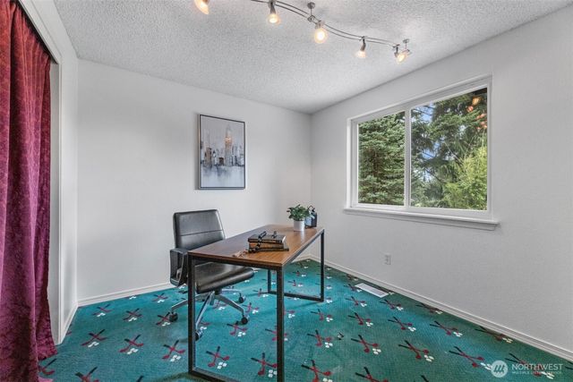 3646 SW 317th Court, Federal Way, WA 98023