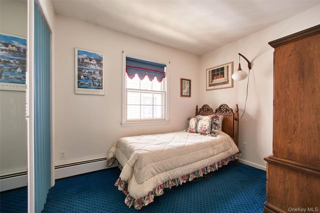 33 N Tyson Avenue, Floral Park, NY 11001