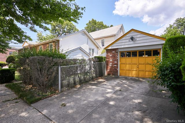 33 N Tyson Avenue, Floral Park, NY 11001