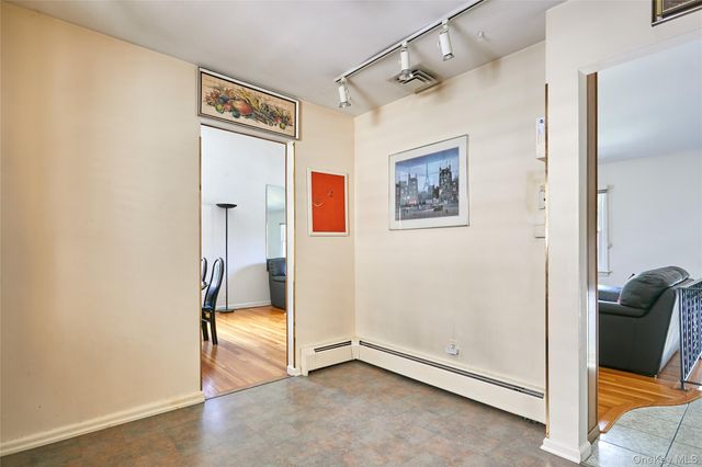 33 N Tyson Avenue, Floral Park, NY 11001
