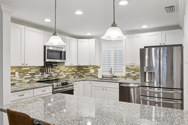 210 MAGNOLIA ROAD 207, Maitland, FL 32751