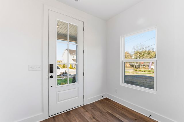 2233 Watercourse Court, Nashville, TN 37214