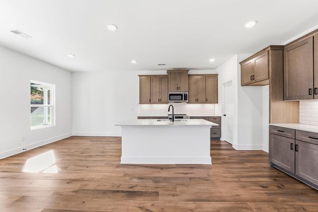 2233 Watercourse Court, Nashville, TN 37214