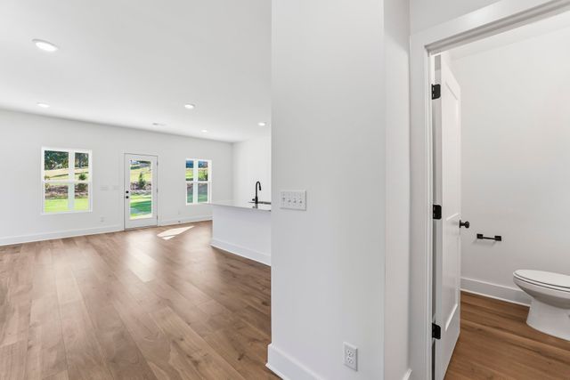 2233 Watercourse Court, Nashville, TN 37214