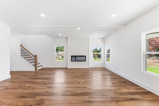 2233 Watercourse Court, Nashville, TN 37214