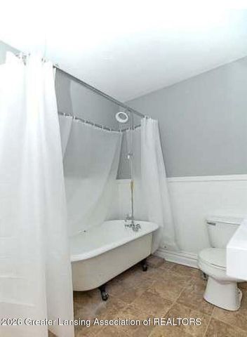1824 Coleman Avenue, Lansing, MI 48910