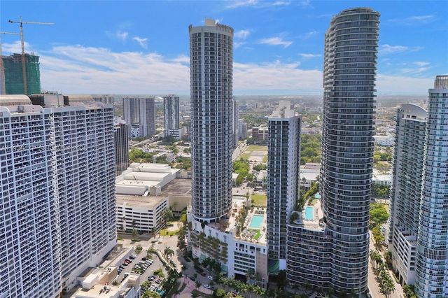 1750 N Bayshore Dr 4007, Miami, FL 33132