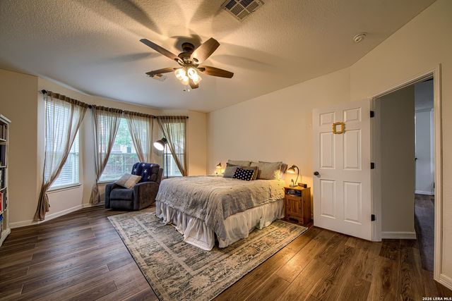 582 AMERICAN FLAG, Schertz, TX 78108