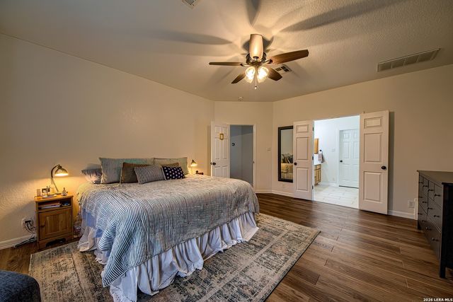 582 AMERICAN FLAG, Schertz, TX 78108