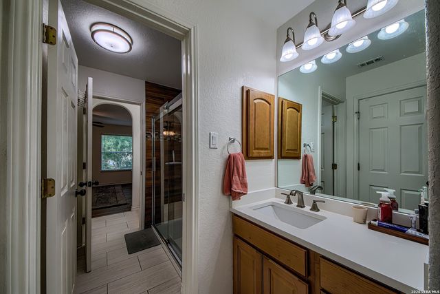 582 AMERICAN FLAG, Schertz, TX 78108