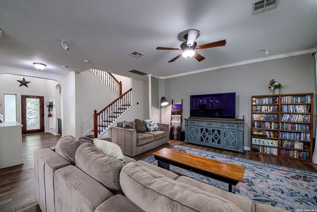 582 AMERICAN FLAG, Schertz, TX 78108