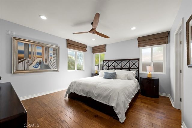 5581 E Lonna Linda Drive, Long Beach, CA 90815