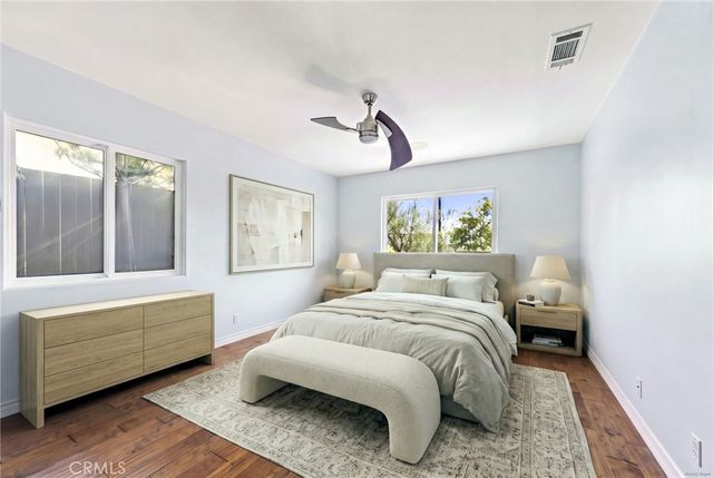 5581 E Lonna Linda Drive, Long Beach, CA 90815