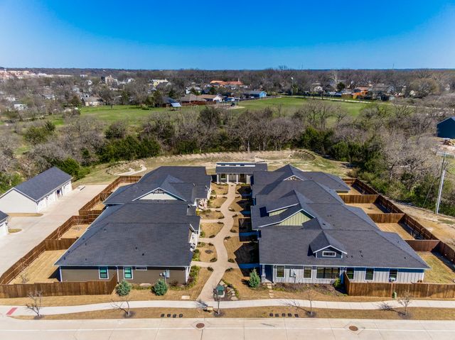 Pod 8 Shadowbrook Lane, Waxahachie, TX 75165