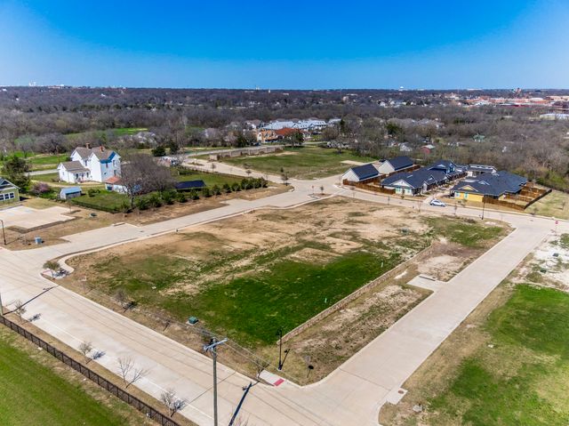 Pod 8 Shadowbrook Lane, Waxahachie, TX 75165