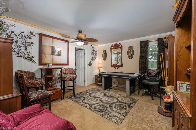 2311 Chrisco Road W, Seagrove, NC 27341