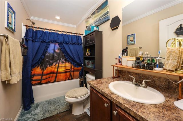 2311 Chrisco Road W, Seagrove, NC 27341