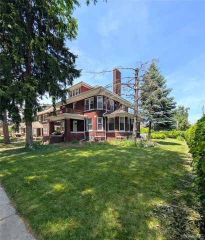2400 Edison Street, Detroit, MI 48206