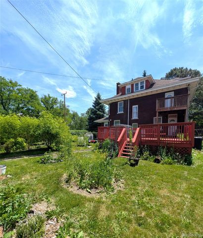 2400 Edison Street, Detroit, MI 48206
