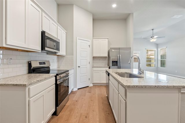 414 Cross Barn BLVD B, Buda, TX 78610