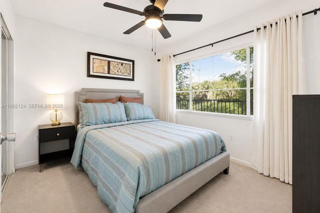 1301 SW 142nd Avenue 203H, Pembroke Pines, FL 33027